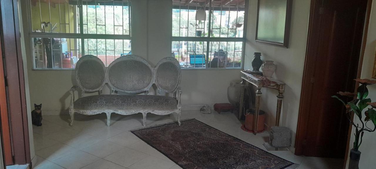 Alcobas Con Desayuno Incluido Bano Compartido Homestay Medellin