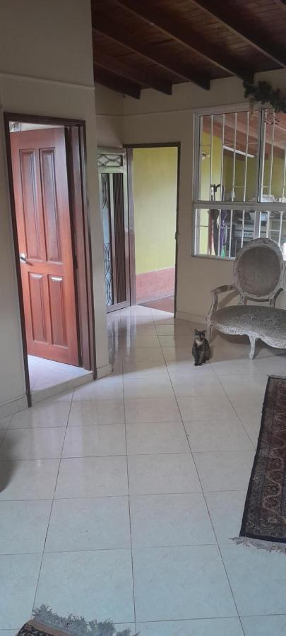 Homestay Alcobas Con Desayuno Incluido Bano Compartido Medellin