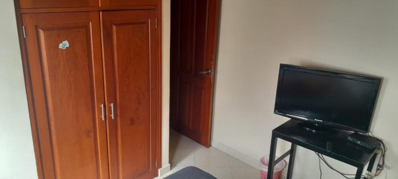 Alcobas Con Desayuno Incluido Bano Compartido Medellin